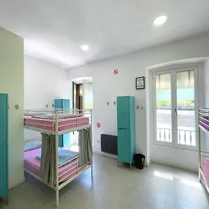 Downtown River Hostel San Sebastián